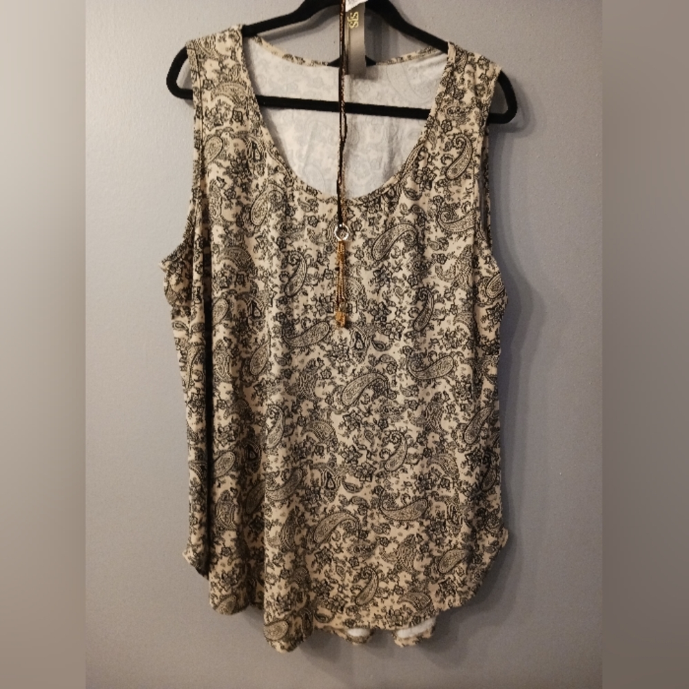 Final $4  SJS "Scoop Neck Tank Top With Necklace" Sz.3X Black /Ivory.